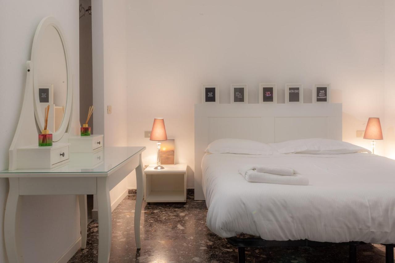 Апартаменты Bnbutler - Vigevano, 13 - A Due Passi Dalla Darsena Милан Экстерьер фото